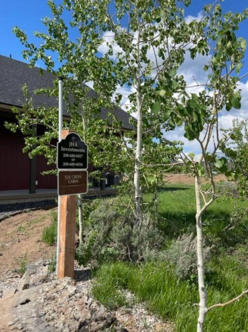 3505 Joseph Dr Cabin With Breathtaking Views, 30 Miles To Yellowstone Island Park Exteriör bild
